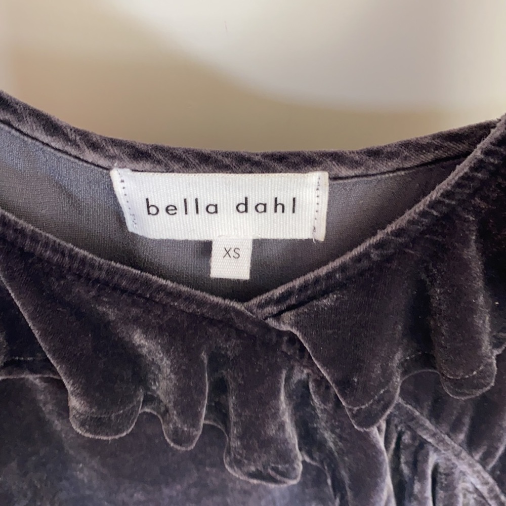 Bella Dahl velvet ruffle tank - Picture 6 of 7